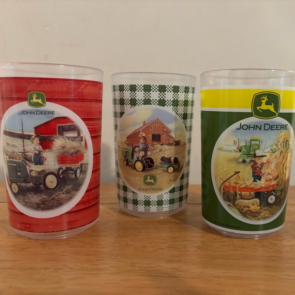 JOHN DEERE Plastic Advertisement Juice Cups Vintage Set of 3